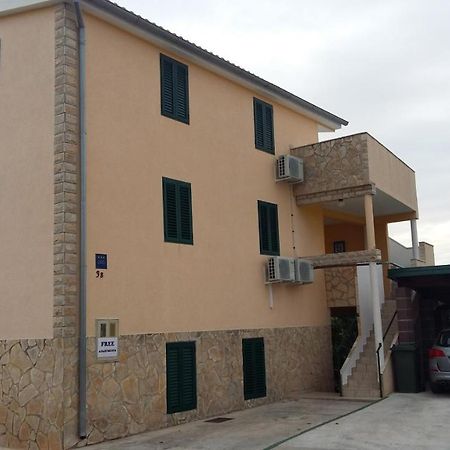Apartmani Jakovljevic Муртер Экстерьер фото